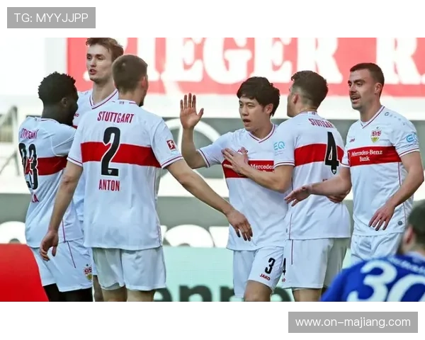 德甲球星参与校园反欺凌项目,分享团队合作价值 德甲球星参与校园反欺凌项目,分享团队合作价值